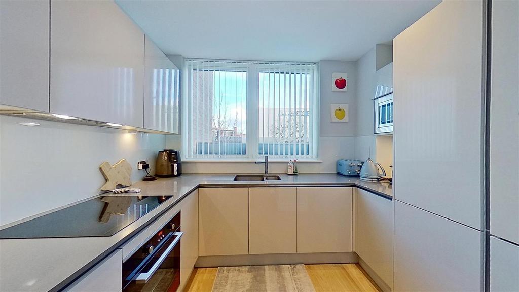 Summerstown-London-SW17-01162026 180106.jpg