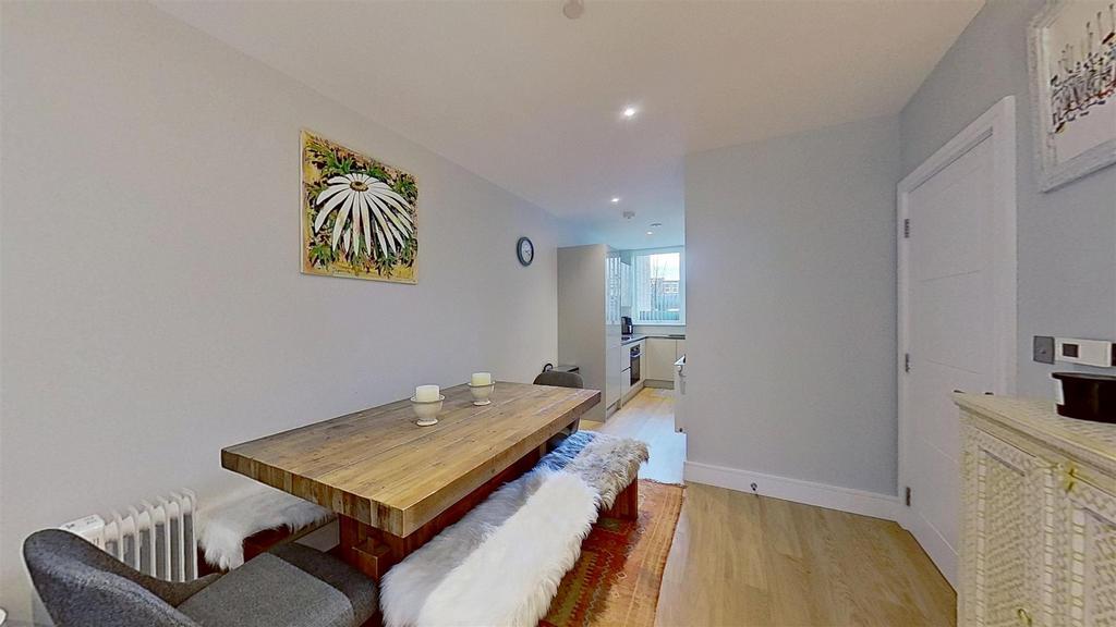 Summerstown-London-SW17-01162026 175924.jpg