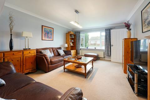 undefined, Robus Close, Lyminge, CT18