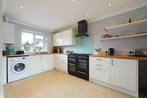 undefined, Robus Close, Lyminge, CT18
