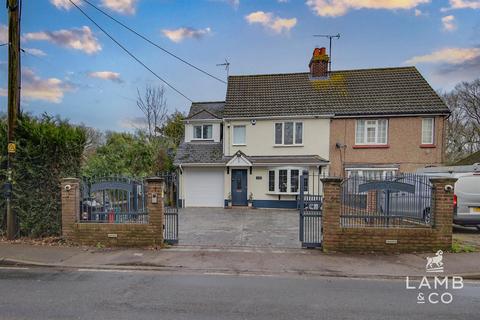4 bedroom semi-detached house for sale, Clacton Road, Weeley Heath CO16