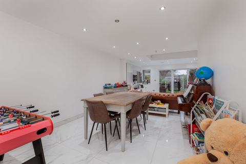 undefined, Maidenhead SL6