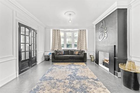 3 bedroom terraced house for sale, Ashburton Avenue, Ilford