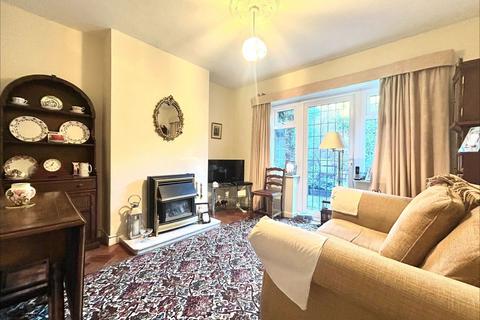 3 bedroom semi-detached house for sale, Oakfield Avenue, Dudley DY1