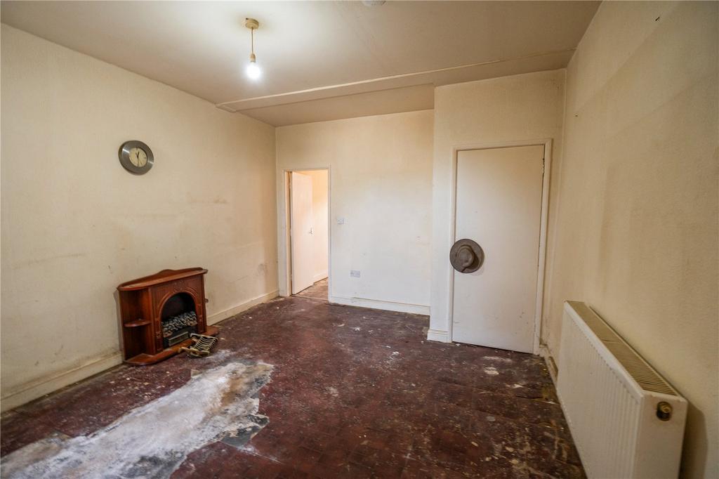 246 - Living Room