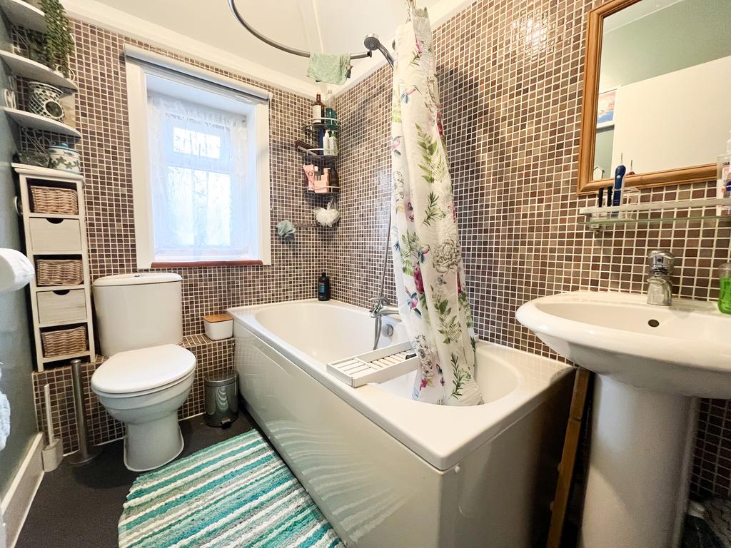 Family bathroom