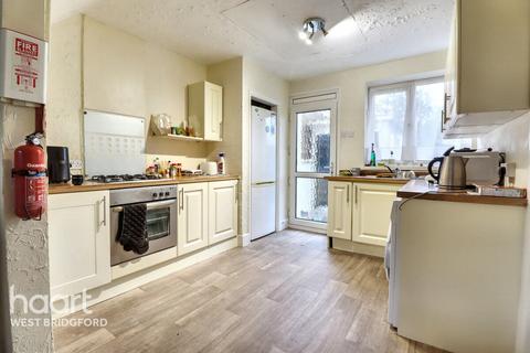 undefined, Woodsford Grove, Nottingham