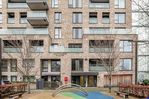 2 bedroom flat for sale, Peartree Way, London SE10