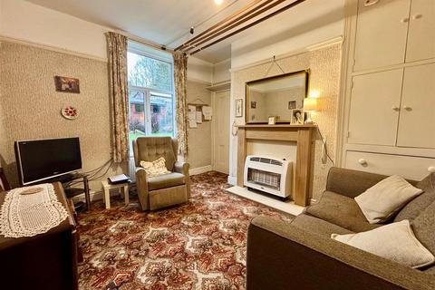 3 bedroom end of terrace house for sale, High Lea Road, High Peak SK22