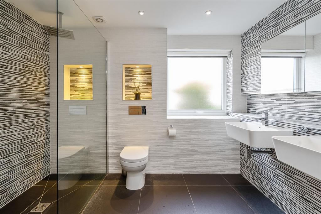 24 Warren Drive 39.jpg