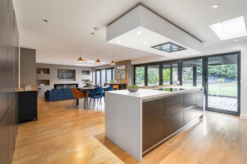 undefined, Warren Drive, Dorridge, B93