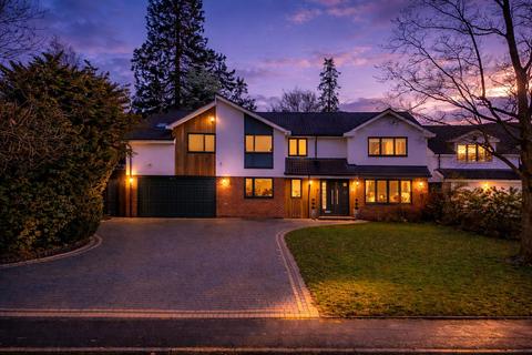 5 bedroom detached house for sale, Warren Drive, Dorridge, B93