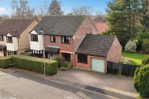 4 bedroom detached house for sale, Spruce Crescent, Poringland, Norwich