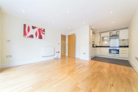 3 bedroom flat for sale, Indescon Square, London E14