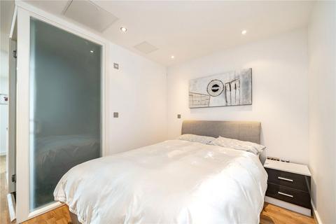 undefined, Millharbour, London E14