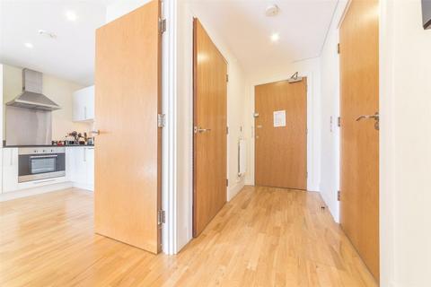 1 bedroom flat for sale, Lanterns Way, London E14