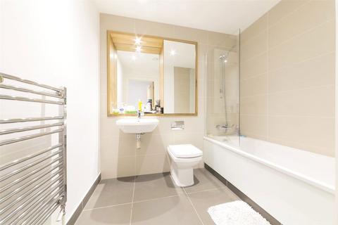 2 bedroom flat for sale, Dowells Street, London SE10