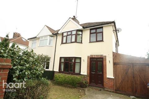 3 bedroom semi-detached house to rent, Belstead Avenue, IPSWICH