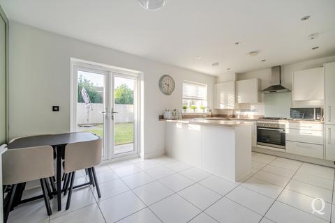 3 bedroom detached house for sale, Haffenden Avenue, Sittingbourne, Kent, ME10