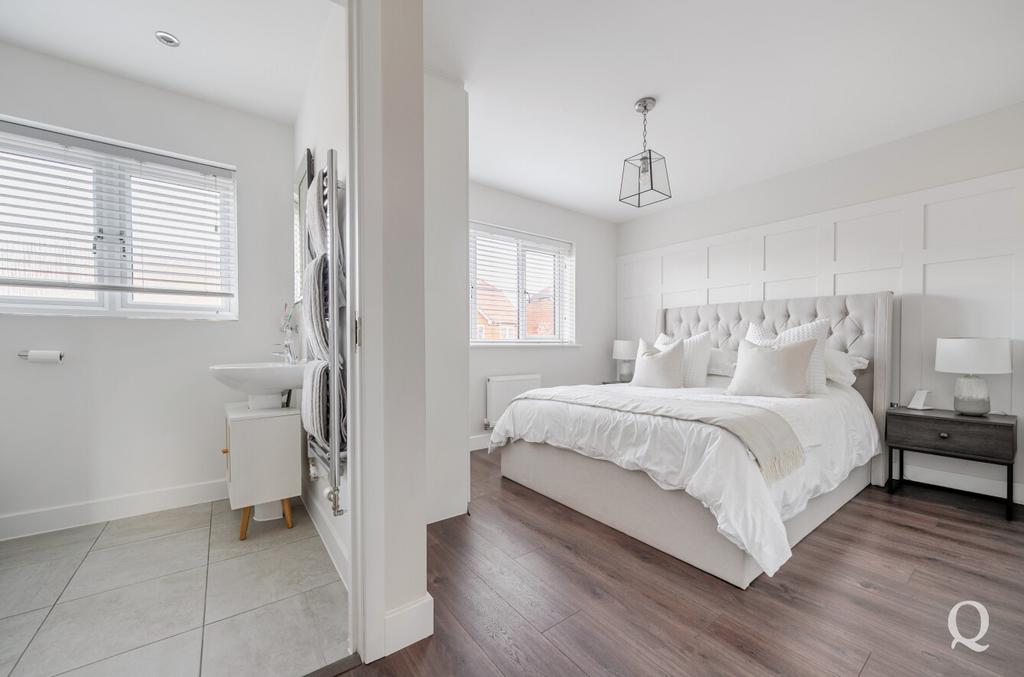 F8e94fbc-6301-4ee...