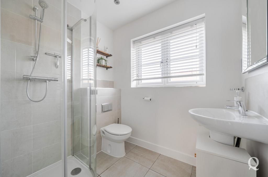 Bd75df40-c73f-4ea...