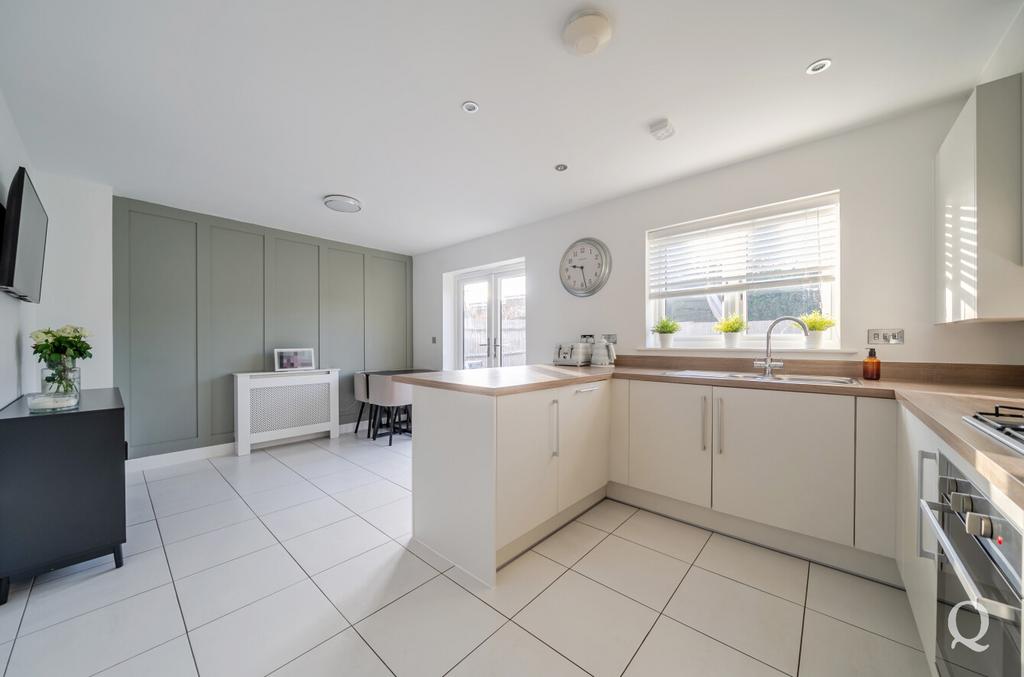 115609c3-5004-452...