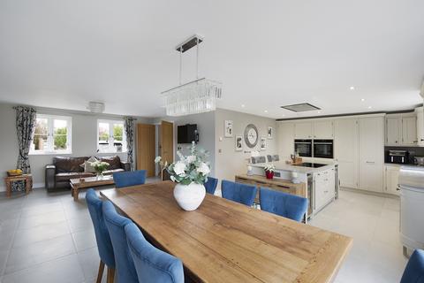 6 bedroom detached house for sale, Church End, Royston SG8