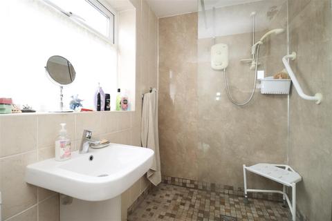 undefined, Ox Close, Stamford Bridge, York