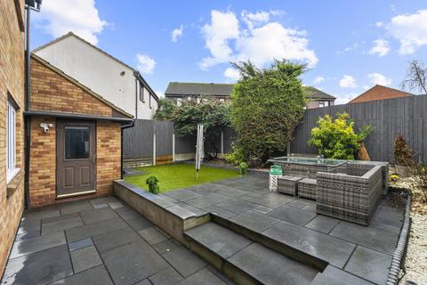 3 bedroom end of terrace house for sale, Archers, Essex CM19