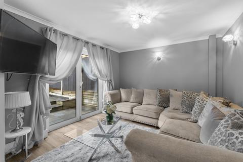 3 bedroom end of terrace house for sale, Archers, Essex CM19