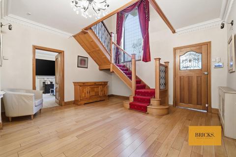 undefined, Tomswood Road, Chigwell IG7