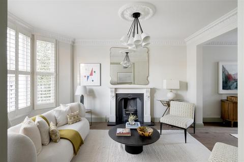undefined, Victoria Gardens, Notting Hill, W11
