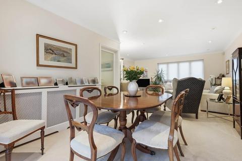 undefined, Lodge Avenue, Elstree