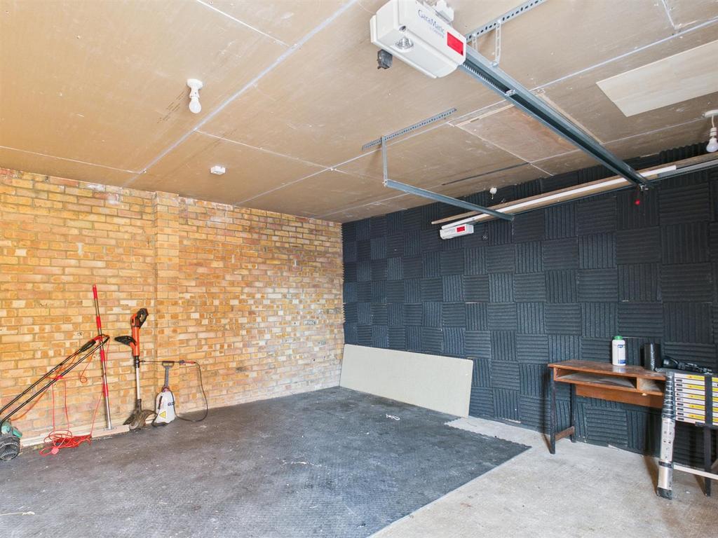Double Garage