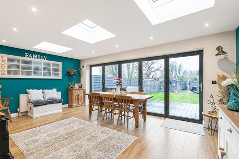 undefined, Thistle Grove, Welwyn Garden City, Hertfordshire, AL7