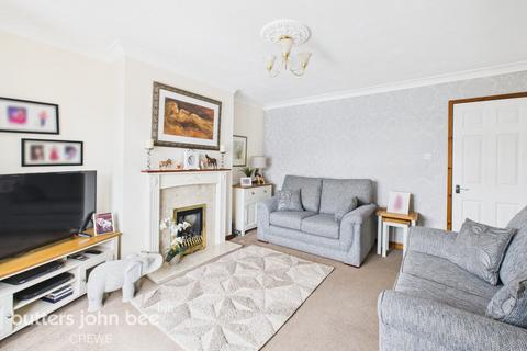 3 bedroom semi-detached house for sale, Regent Close, Crewe