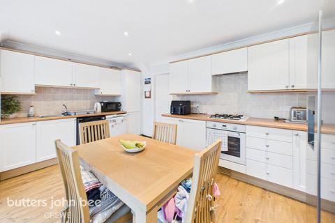 3 bedroom semi-detached house for sale, Regent Close, Crewe