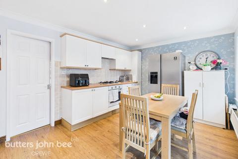 3 bedroom semi-detached house for sale, Regent Close, Crewe