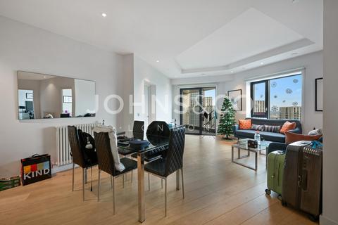 3 bedroom apartment for sale, Grantham House, 46 Botanic Square, London. E14