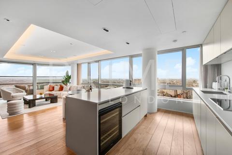 3 bedroom apartment for sale - Canaletto Tower, 257 City Road EC1V