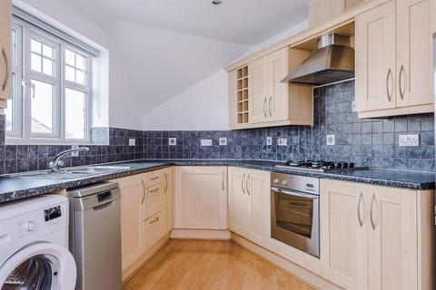 2 bedroom flat to rent, Moorside Road, Swinton, Manchester