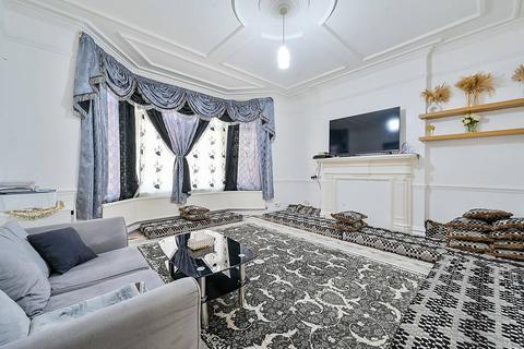 2 bedroom flat to rent, Fordhook Avenue, Ealing, London, W5