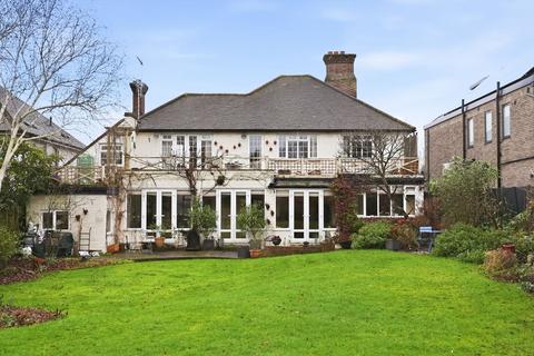 4 bedroom detached house for sale, Traps Lane, New Malden, KT3
