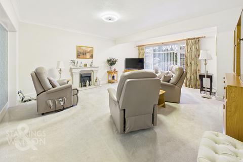2 bedroom detached bungalow for sale, Chancel Close, Brundall, Norwich