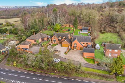 undefined, Watling Street, Tamworth B78