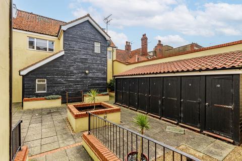undefined, Gun Lane, NR32