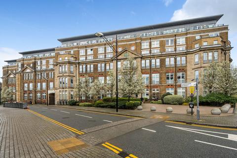 1 bedroom flat to rent, Cadogan Road, Woolwich, London, SE18
