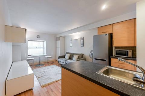 1 bedroom flat to rent, Cadogan Road, Woolwich, London, SE18