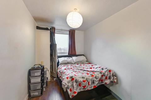 2 bedroom flat to rent, Kennington Lane, SE11, Kennington, London, SE11