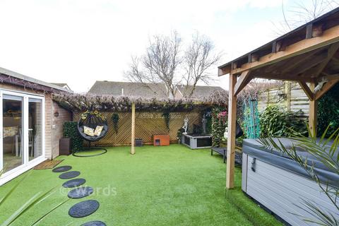 5 bedroom detached house for sale, Pennine Way, Downswood, Maidstone, Kent